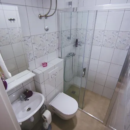Apartman With A Parking Space - 11690